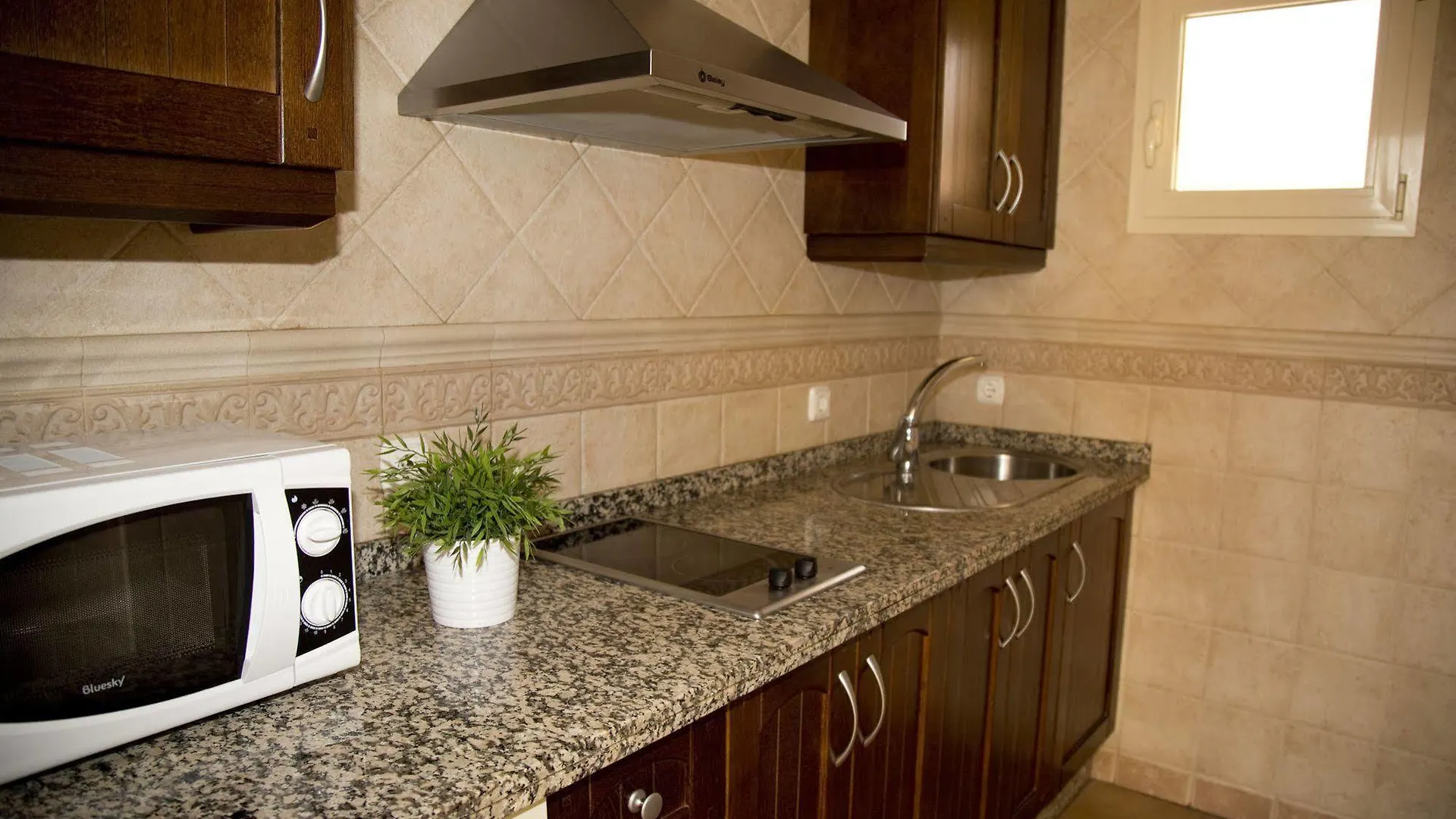Apartamentos Vista Real La La Alcaidesa Spagna